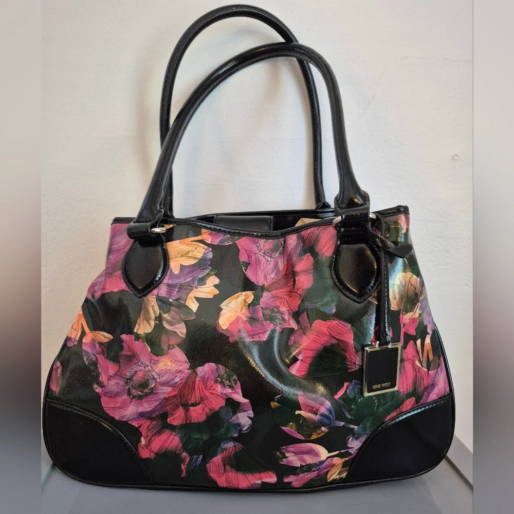 31-CIP NINE WEST FLORAL BLACK TOTE BAG PURSE - Picture 1 of 10